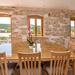 Grgo Villa *