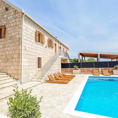 Grgo Rogoznica (Sibenik-Knin)