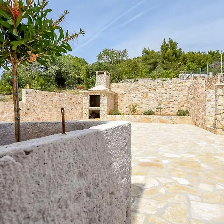 Villa Grgo *