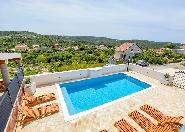 Grgo * Rogoznica (Sibenik-Knin)